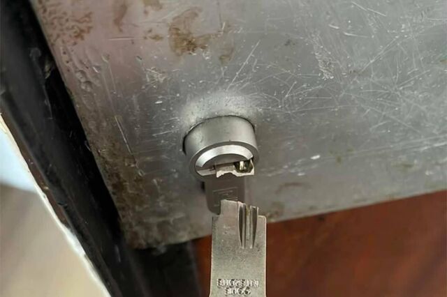 Clé cassée dans la serrure en Ile-de-France : que faire ?